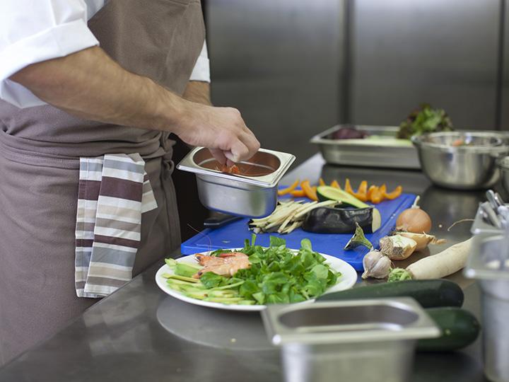 【調理師】大型連休もシッカリ取れる♪大手企業内食堂でのお仕事です☆